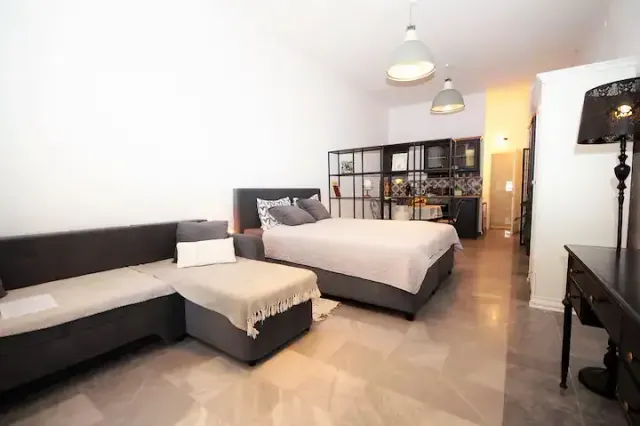 BookNoFees: Süsse Wohnung in Strand Nähe – Pula