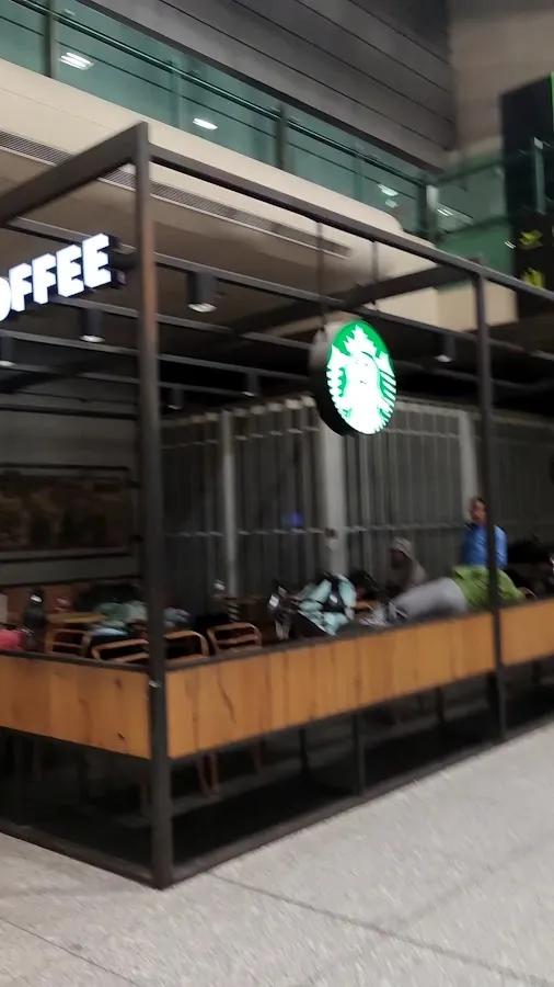 BookNoFees: Restaurant – Starbucks – Lisbon – Starbucks, Foto 3