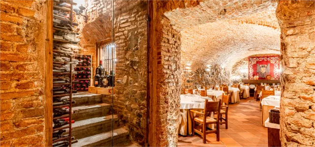BookNoFees: Restaurant – Taberna del Capitán Alatriste – Madrid – Taverne des Kapitäns Alatriste, Foto 3