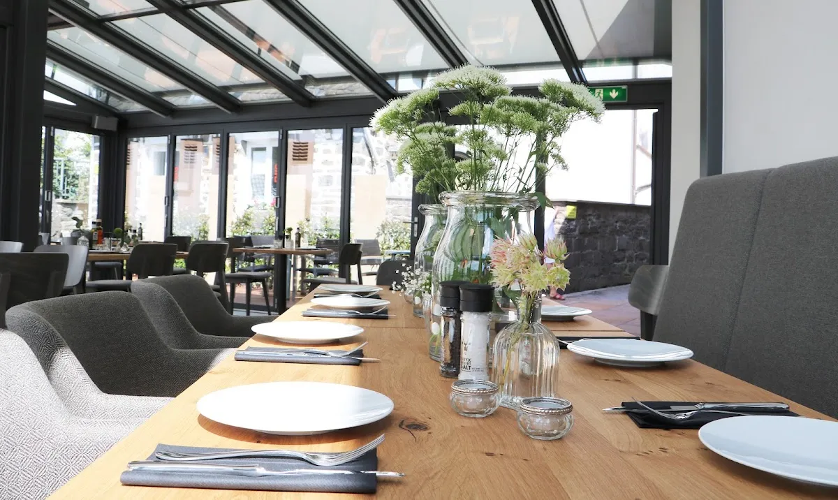 BookNoFees: Restaurant – Ahorn-Veranda – Neuenrade – Ahorn-Veranda, Foto 1