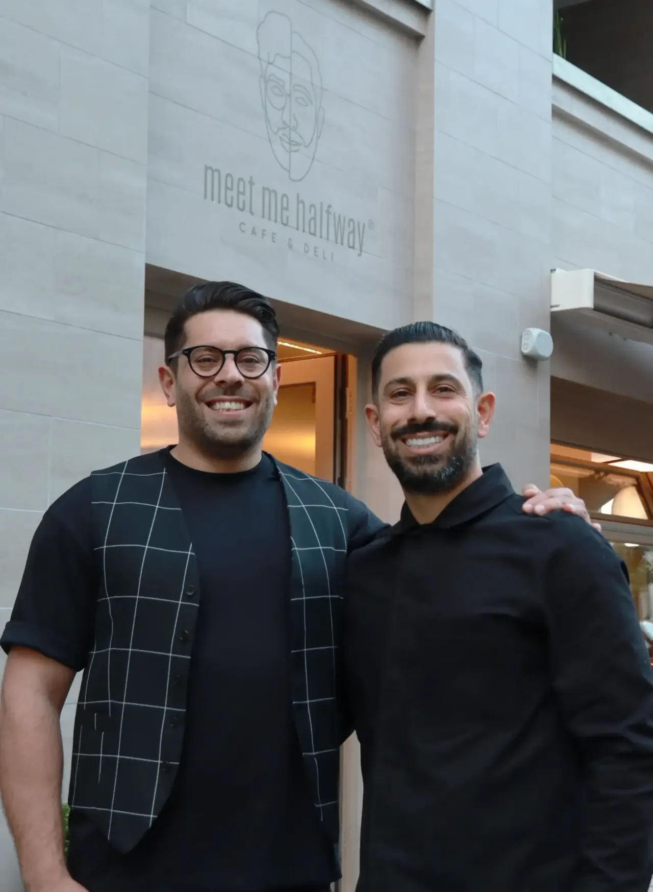 BookNoFees: Restaurant – Meet Me Halfway – Berlin – Komm mir entgegen, Foto 1