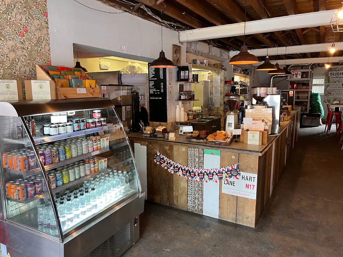 BookNoFees: Café – Blighty India Cafe – London – Blighty India Café, Foto 1
