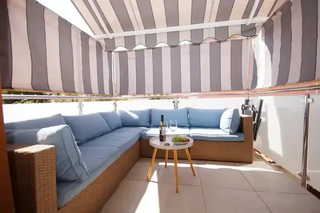 BookNoFees: 2SZ Altbau Wohnung im Zentrum von Pula – Pula
