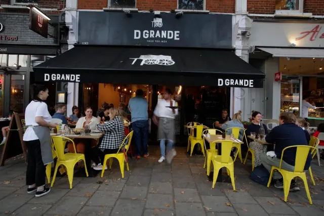 BookNoFees: D Grande, London