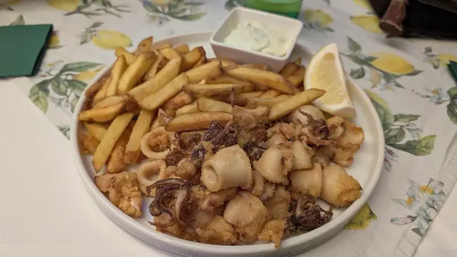 BookNoFees: Restaurant – AZUR tratorija s picami – Ljubljana – AZUR Trattoria mit Pizzen, Foto 2