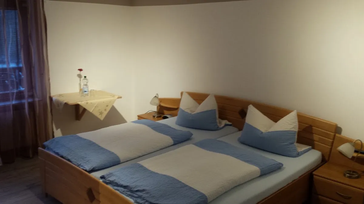 BookNoFees: Restaurant – Gasthof-Pension Zum Adler – Medebach – Gasthof-Pension Zum Adler, Foto 1