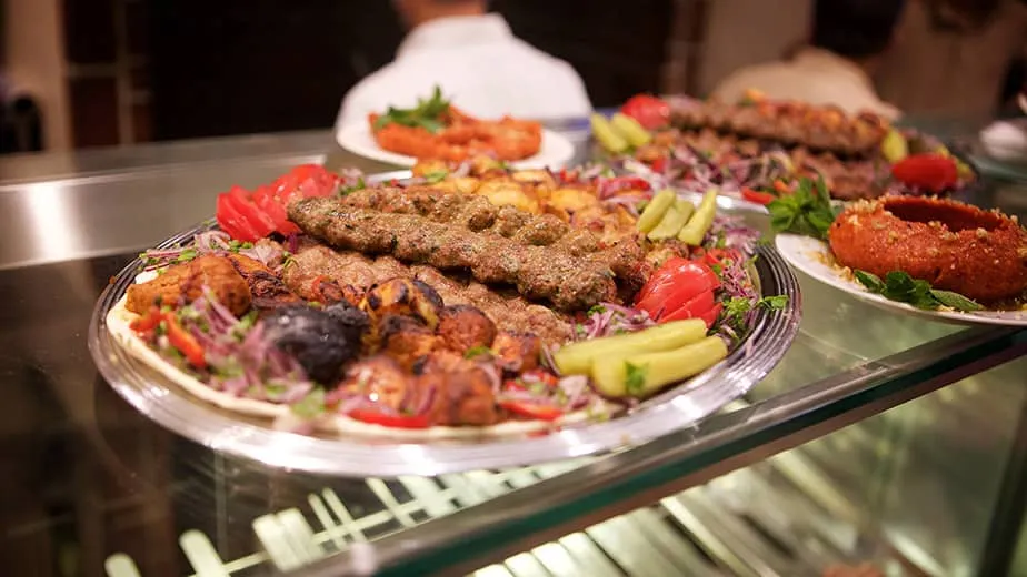 BookNoFees: Restaurant – Al-Amir – Budapest – Der Prinz, Foto 1