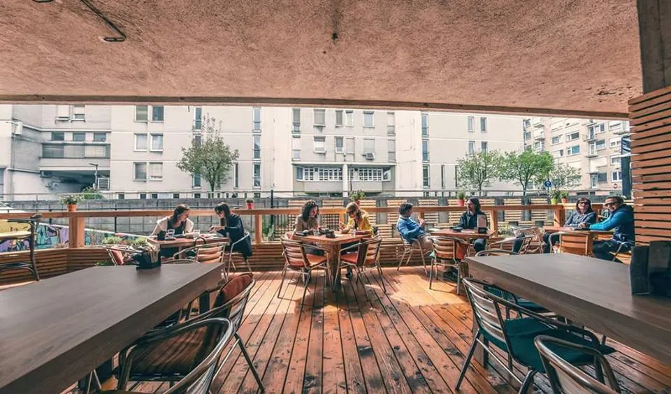 BookNoFees: Restaurant – Kavarna Tiskarna – Ljubljana – Café Tiskarna, Foto 1