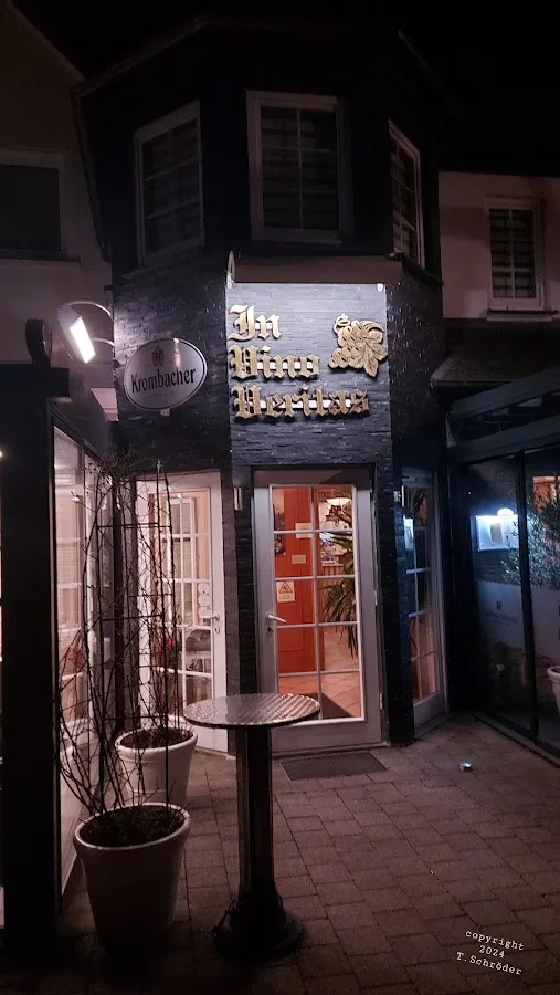 BookNoFees: Restaurant – In Vino Veritas – Finnentrop – Im Wein liegt die Wahrheit, Foto 1