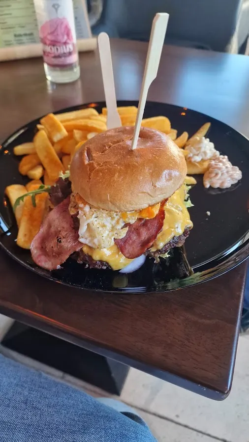 BookNoFees: Restaurant – 3MO-Burger – Medebach – 3MO-Burger, Foto 1