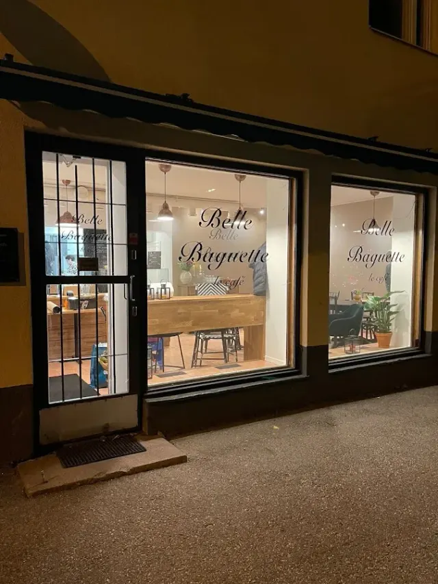 BookNoFees: Café – Belle Baguette – Helsinki – Schönes Baguette, Foto 2