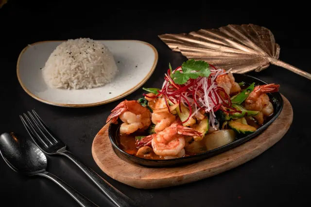BookNoFees: Restaurant – Cô Chu – Berlin – Frau Chu, Foto 3