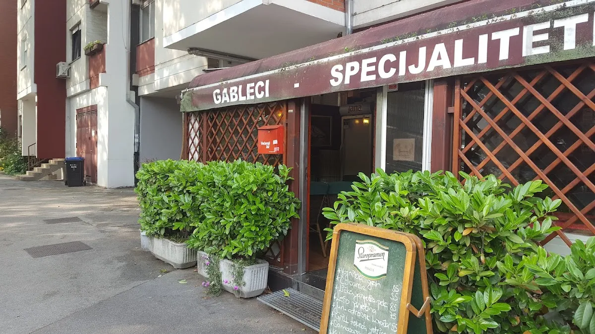 BookNoFees: Restaurant – XXL-grill – Zagreb – Extra grosser Grill, Foto 1
