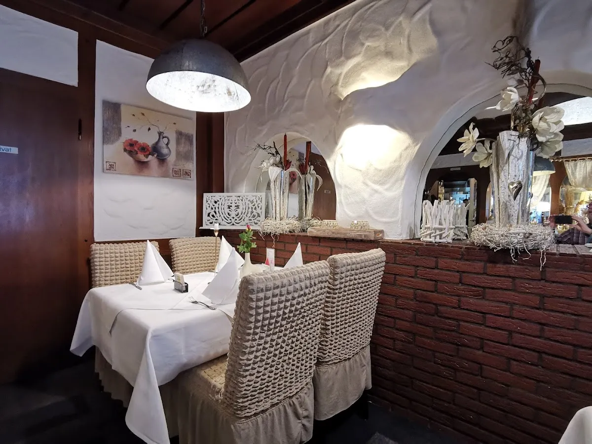 BookNoFees: Restaurant – Restaurant Wintergarten – Bochum – Restaurant Wintergarten, Foto 1