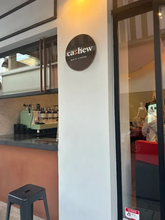 BookNoFees: Café – Cashew | Nuts, Chocolate, Coffee – Athens – Cashew | Nüsse, Schokolade, Kaffee, Foto 2