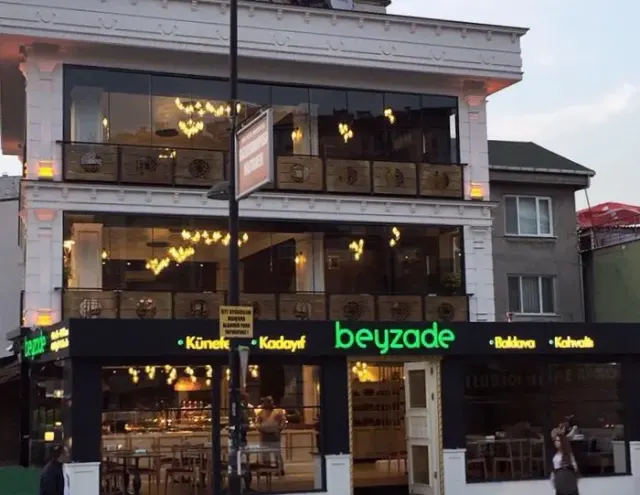 BookNoFees: Beyzade Künefe, Istanbul