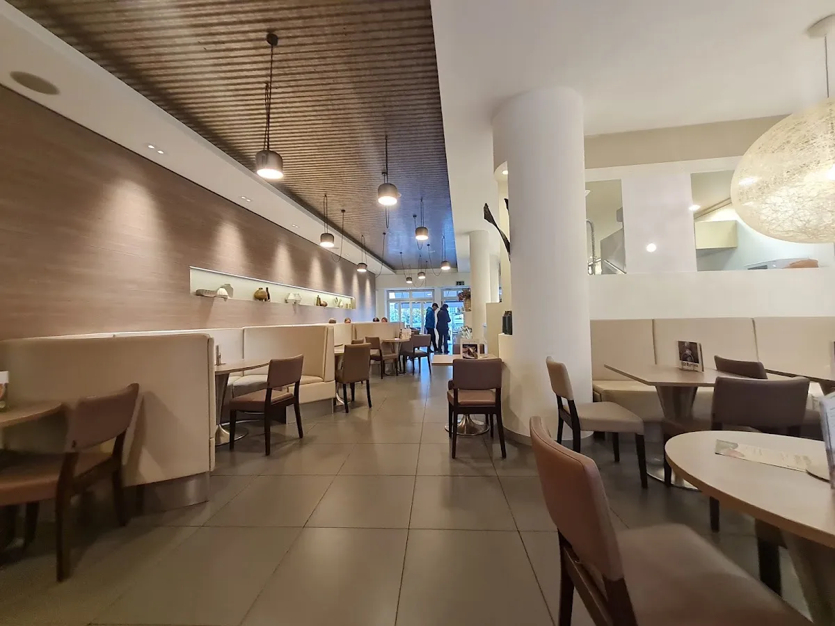 BookNoFees: Restaurant – La Luna Eiscafé – Lippstadt – Im Luna Eiscafé, Foto 1