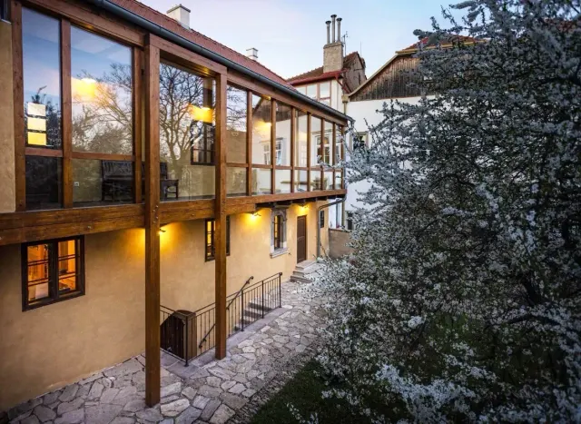 BookNoFees: Znojmo Heritage – Apartments & gotische Weinbar – Znojmo