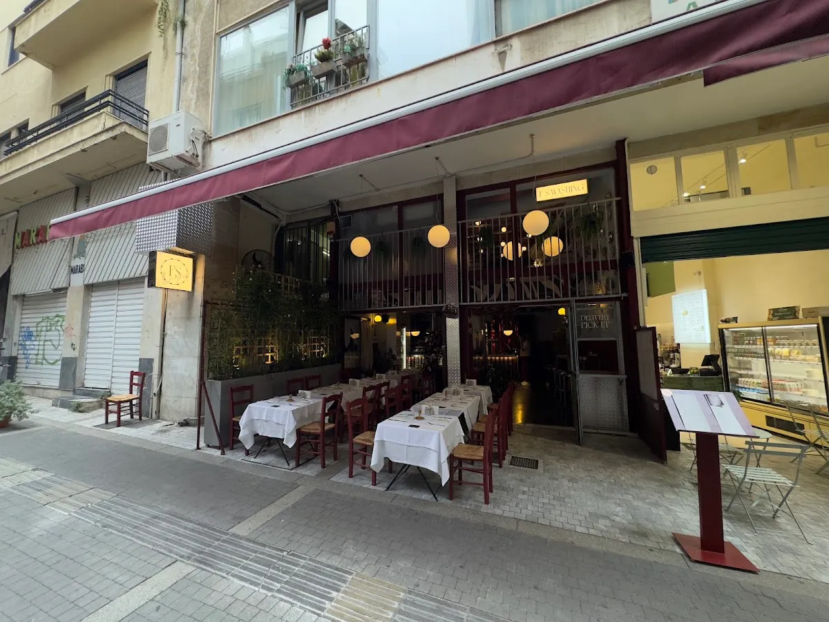 BookNoFees: Restaurant – F* Smashing District – Athens – F* Smashing District, Foto 1