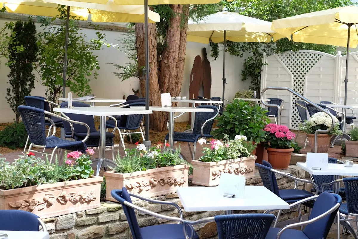 BookNoFees: Restaurant – Café Strickmann – Dortmund – Café Strickmann, Foto 1