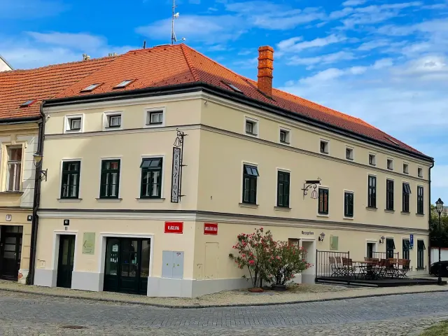 BookNoFees : location de vacances à Znojmo – Résidence Zvon