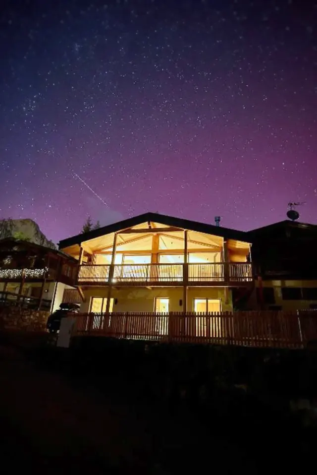 BookNoFees : location de vacances à Nova Levante BZ – Chalet en bois calme et de caractère avec balcon