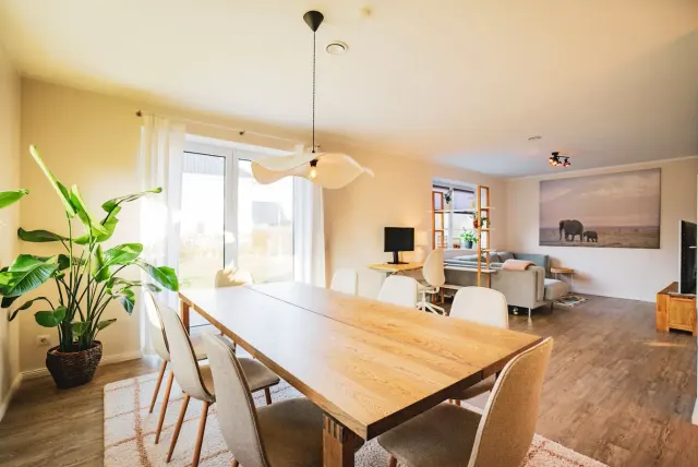BookNoFees : location de vacances à Ellerhoop – emplacement calme | Wi-Fi | maison ensoleillée