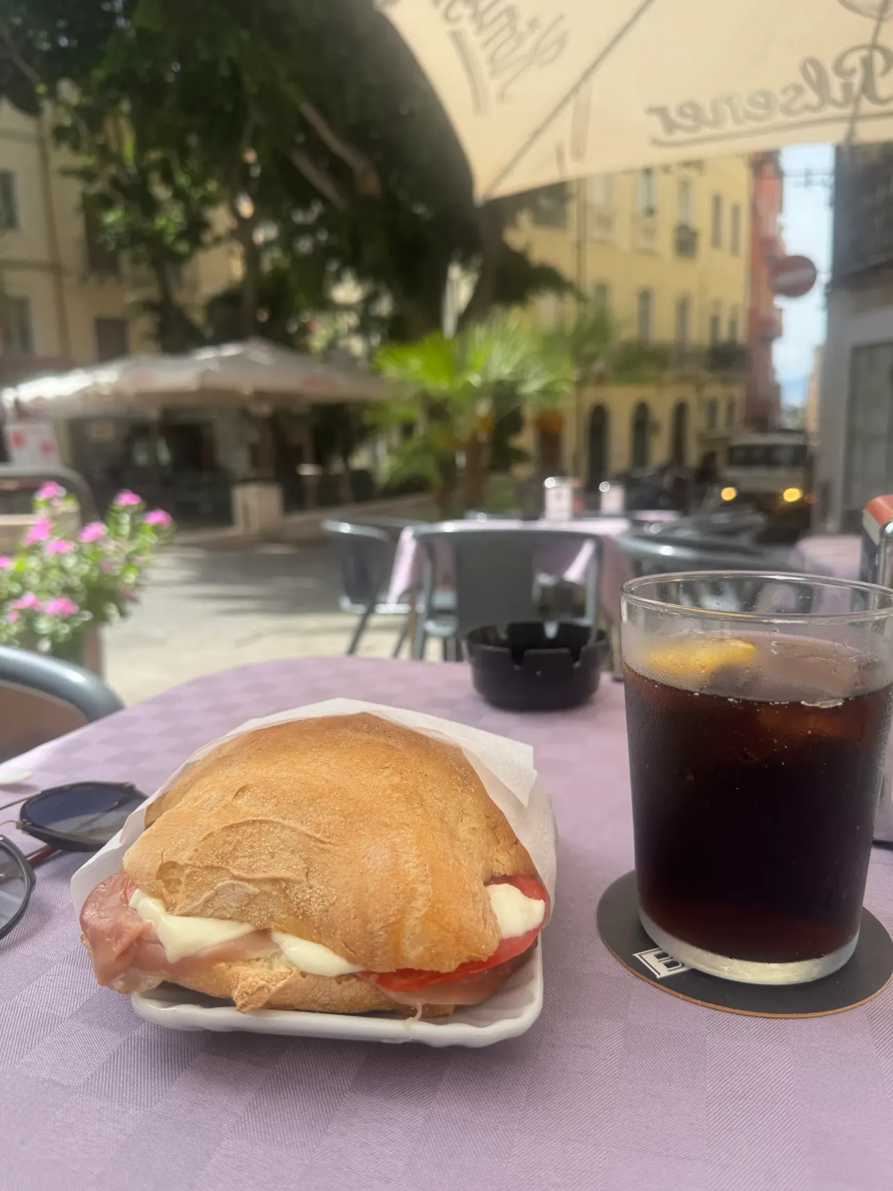 BookNoFees: Caffetteria – Moka Domus – Cagliari – Moka Domus, foto 1