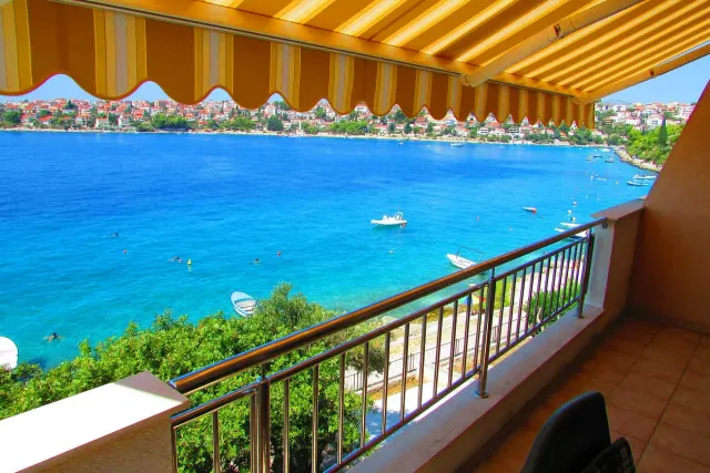 BookNoFees: Appartamento Miran con vista sul mare – Trogir