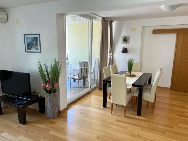 BookNoFees: Appartamento David – Biograd na Moru