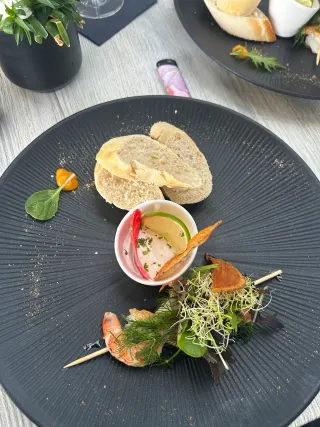 Ristorante – BookNoFees: foto dalla recensione di Valentina Pfenning su Treibgut